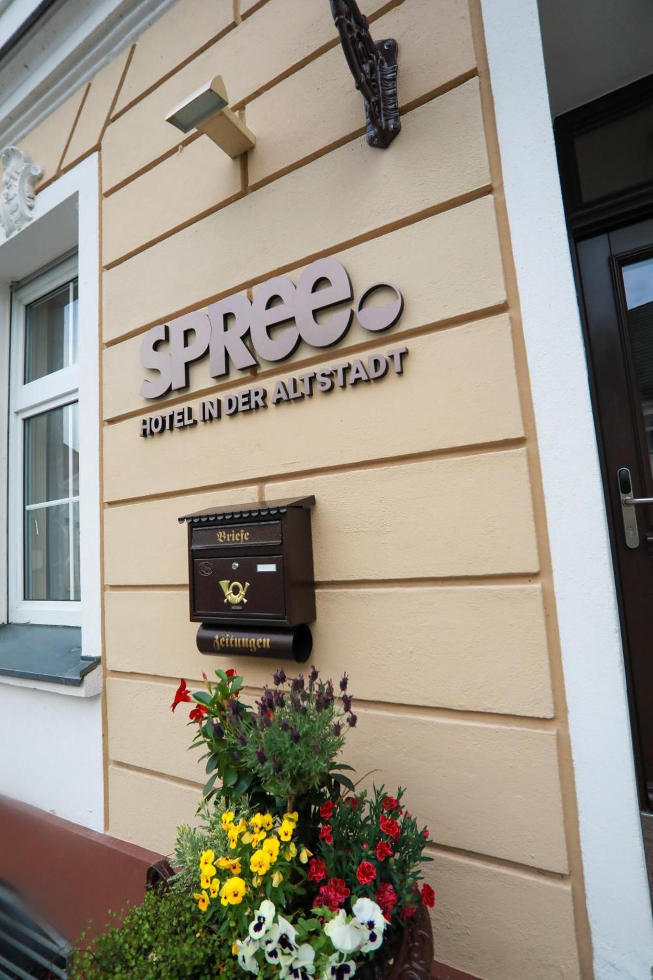 Spree Hotel In Der Altstadt Люббенау Экстерьер фото